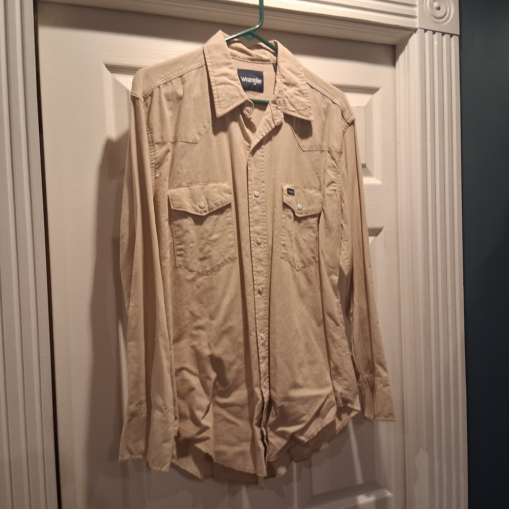 Wrangler Men's Casual Button Down Shirt - Beige
